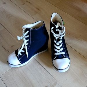 3 for$40  Sneaker Boots with tie-up Laces sz. 8